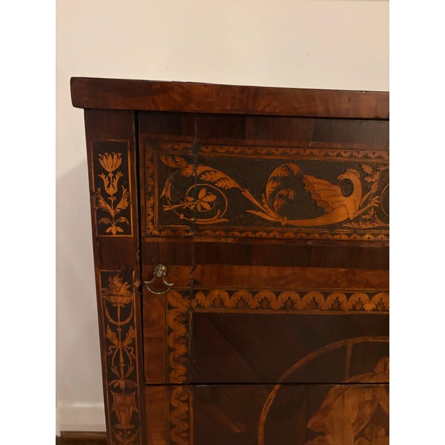 Italian Neoclassical Marquetry Cabinet in the Maggiolini Manner, 18th Century For Sale - Image 10 of 12