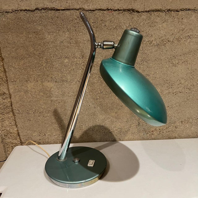 Fase 1960s Green Desk Lamp Space Age Boomerang After Luis Pérez De La Oliva Fase For Sale - Image 4 of 13