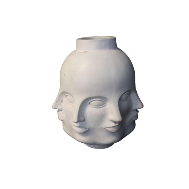 White Resin Perpetual Faces Vase Piero Fornasetti Style, Large For Sale In Miami - Image 6 of 7