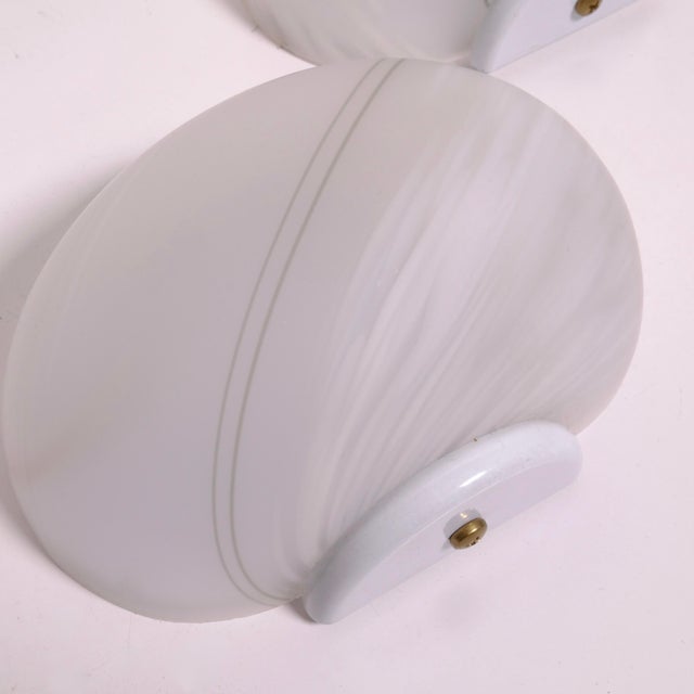 White Murano Glass Wall Lights with Tone-on-Tone, 1970s, Set of 2 For Sale - Image 6 of 18