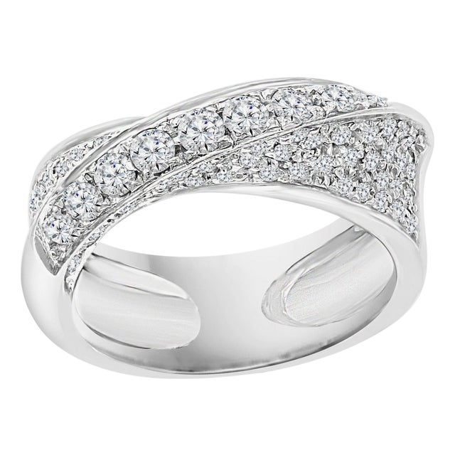 0.75 Carat Diamond Engagement Band 18 Karat Gold Ring by Designer Salvini For Sale