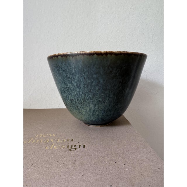 Mid 20th Century Large Swedish Aru Harfur Glazed Stoneware Bowl by Gunnar Nylund for Rörstrand, 1960s For Sale - Image 5 of 7