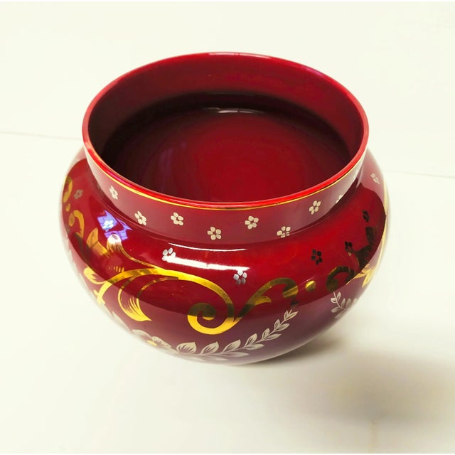 The original design of this vase is kept in the Ceramics Museum of Laveno, inside the notebook of Andlovitz's drawings....