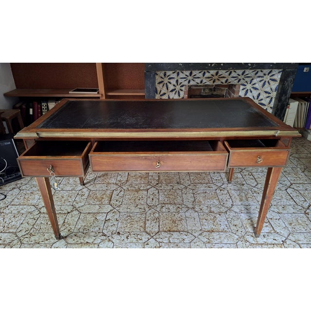 Large Parisian Flat Center Desk with Pull-Out Drawers, 1800s For Sale - Image 3 of 10