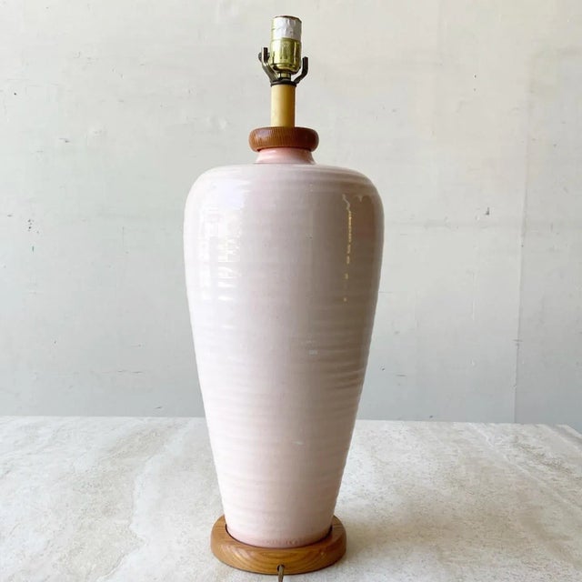 Mid Century Modern Pink Floral Table Lamp For Sale - Image 4 of 7