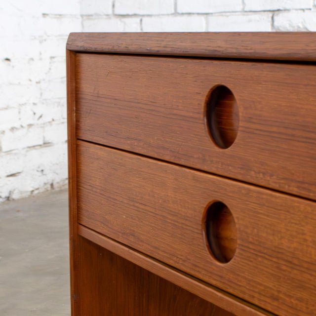 Mid to Late 20th Century Scandinavian Modern Teak Low Chest Style of Kai Kristiansen For Sale - Image 10 of 18