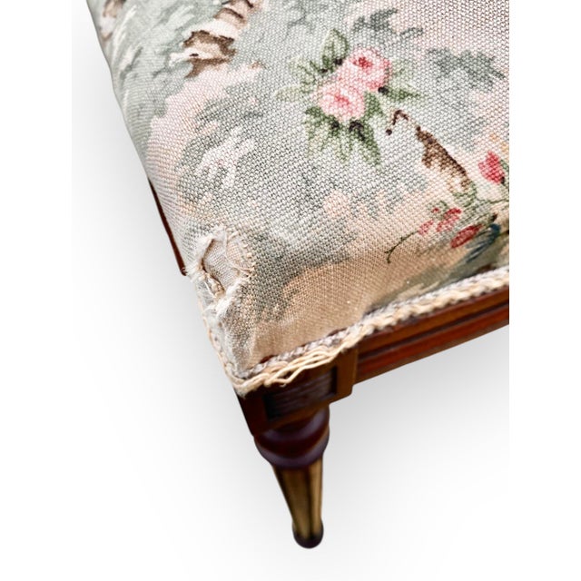 Wood Vintage French Louie 15th Style Dressing Table and Chair For Sale - Image 7 of 14