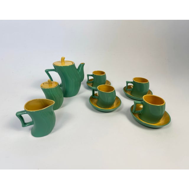 Gorgeous coffee set in the well known by Italian architect and designer Massimo Iosa Ghini for Naj Oleari, 1980s in green...