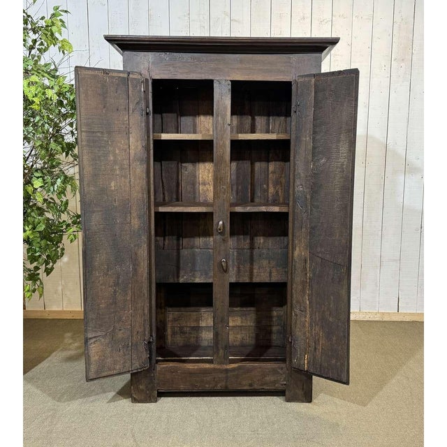 19th Century Breton Oak and Chestnut Entryway Cabinet For Sale - Image 17 of 18