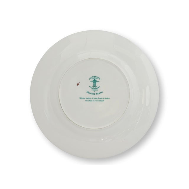 Set of five Crown Staffordshire hunting dinner plates dating to the mid 20th century. Decorated with classic English fox...