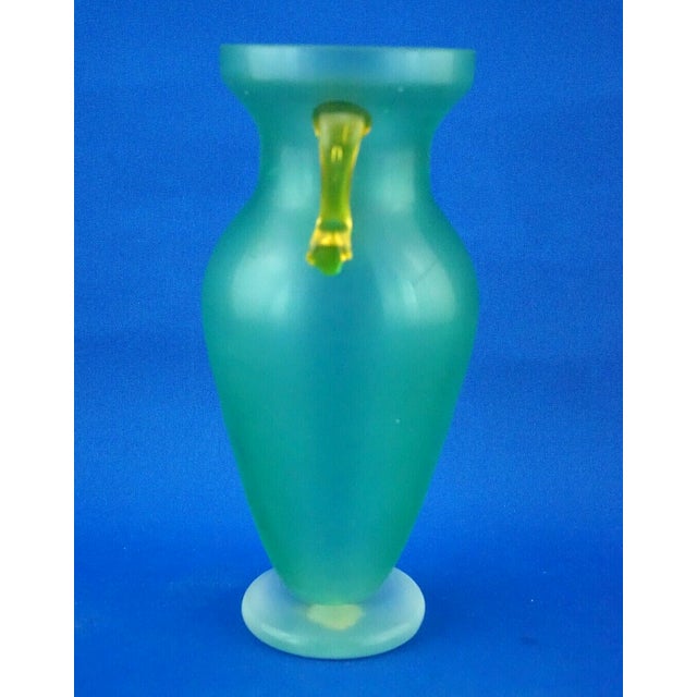 Murano Blown Glass Amphora Vase by Barbini, 1950s For Sale - Image 3 of 18