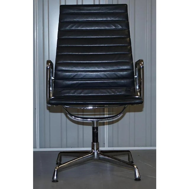 Black Leather Swivel Office Chair from Vitra For Sale - Image 3 of 18