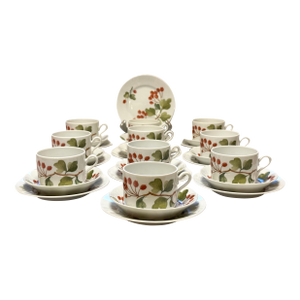 1980s Richard Ginori Red Currant Trios Cups, Saucers & Plates - Set of 10