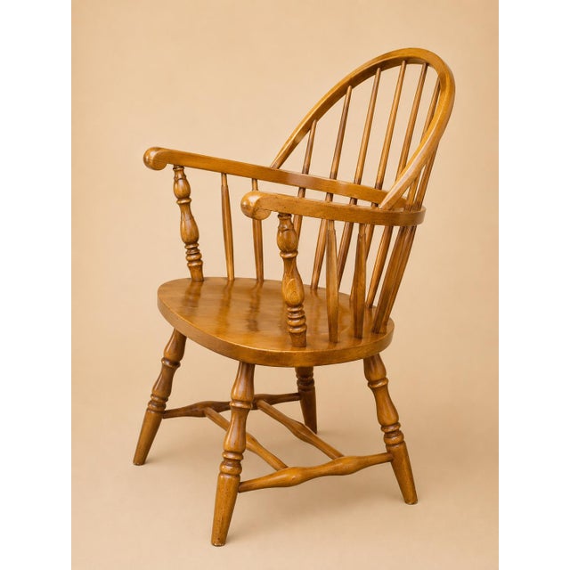 1980s 1980s Tiger Maple Set of Four Windsor Chairs With Beautiful Patina For Sale - Image 5 of 10