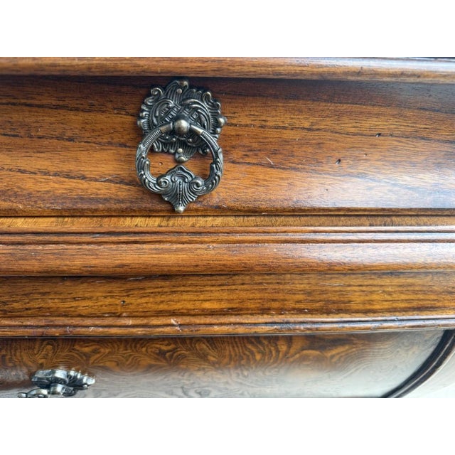 Late 20th Century Pair of Orleans International French-Style Burled Walnut Bombe Nightstands For Sale - Image 18 of 18