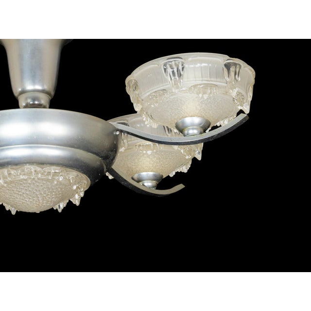 1940s 20th Century Art Deco Frosted Glass Chandelier, 1940s For Sale - Image 5 of 6