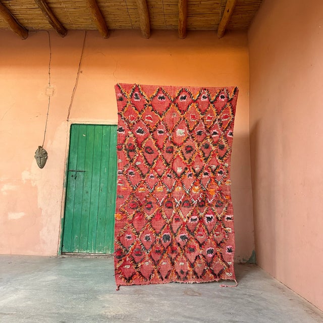 This vintage Moroccan rug is a true powerful women's artistic creation that is the first thing our eyes get caught when we...