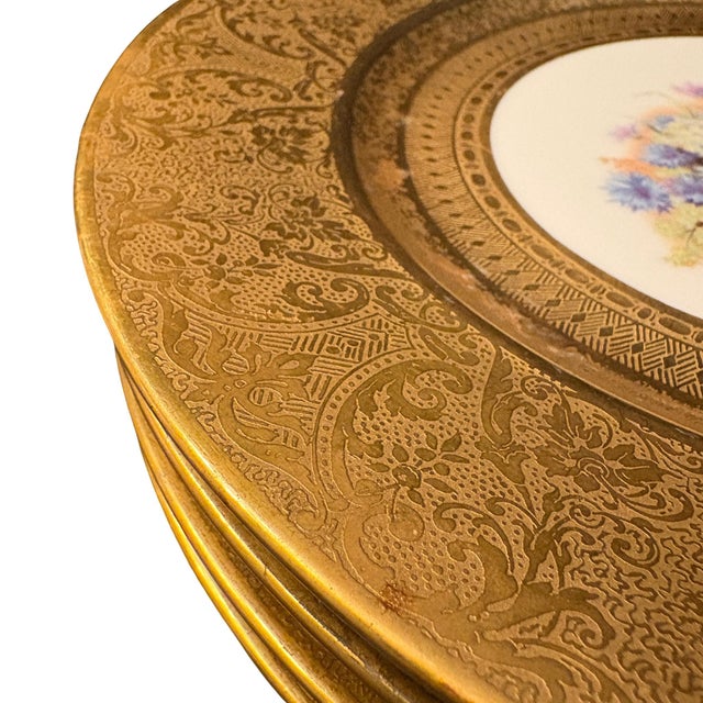 American 1930s Hutschenreuther / Heinrich & Co Gold Encrusted Floral Service Plates - Set of 4 For Sale - Image 3 of 7