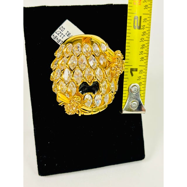 St. John Late 20th Century St. John Nos "Bees a Buzzing" Brooch With Original Sak’s Fifth Avenue Tag For Sale - Image 4 of 10