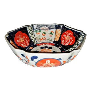 Antique Japanese Imari Scalloped Bowl For Sale