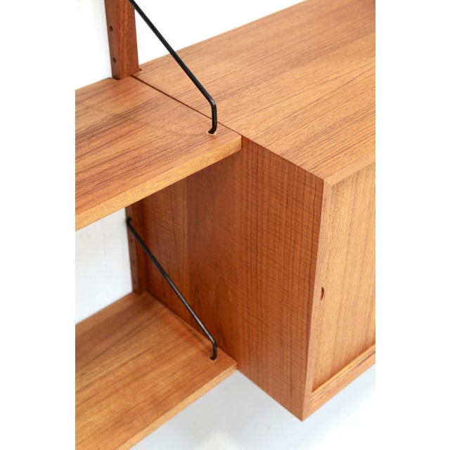 Brown Royal System Shelving System in Teak from Poul Cadovius, 1960s, Set of 15 For Sale - Image 8 of 18