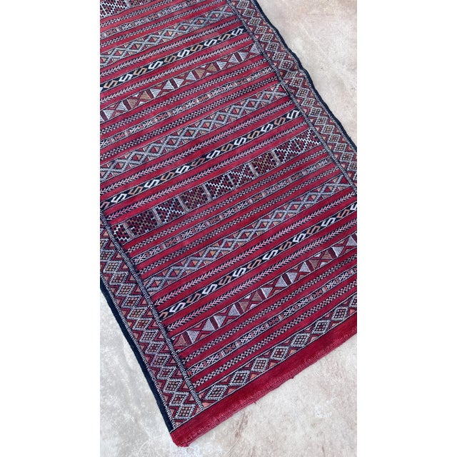 Kilim Vintage Moroccan Rug - 2'11" X 5'6" Ft For Sale - Image 10 of 10