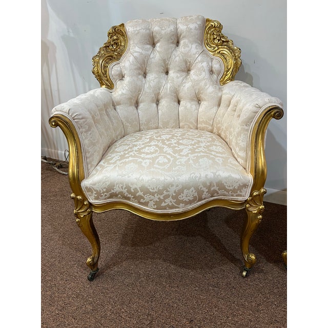 Early 20th Century French Louis XV Style Pair of Gilded Gold Creme Tufted Chairs For Sale - Image 9 of 12