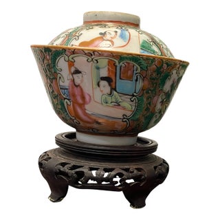 19th C. Chinese Famille Rose Figural Gaiwan With Carved Stand For Sale