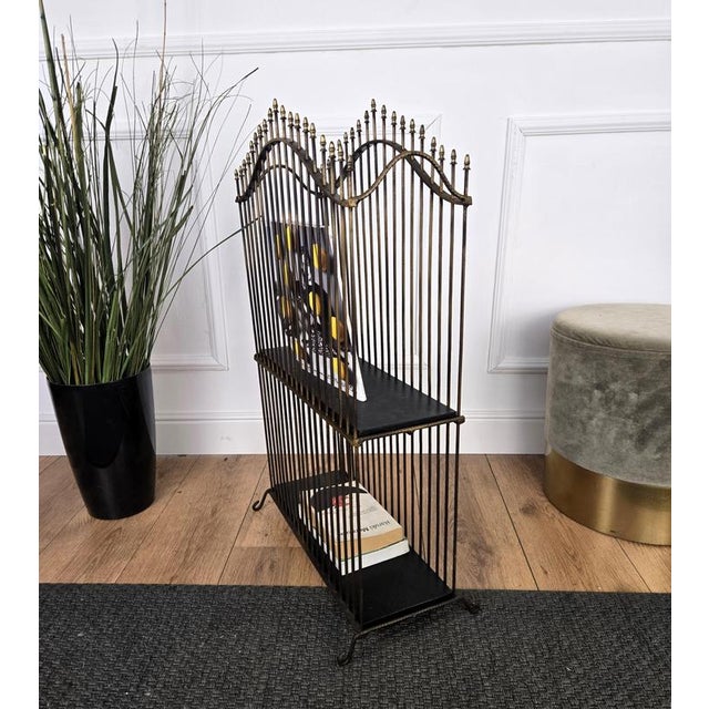 1960s Mid-Century Modern Italian Brass and Metal Magazine Rack, 1960s For Sale - Image 5 of 9