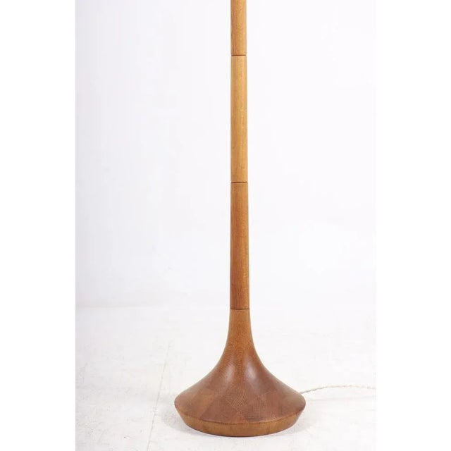 1960s Mid-Century Danish Modern Floor Lamp in Oak, 1960s For Sale - Image 5 of 7