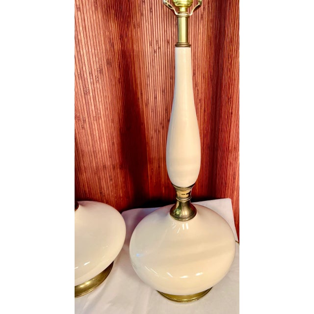 Mid-Century Modern Mid 20th Century Pair of Porcelain Table Lamps With Gloss Finish For Sale - Image 3 of 10