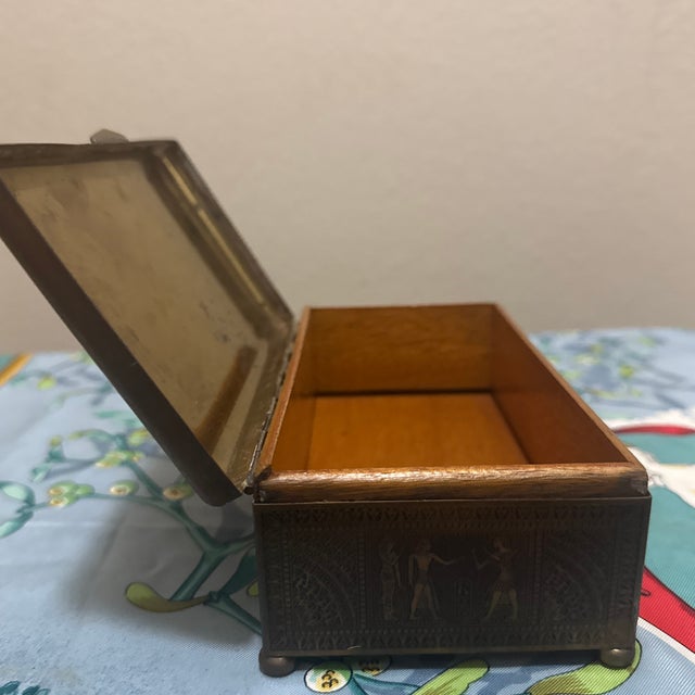 1910s Antique Classical Revival Embossed Brass and Wood Jewelry Casket Box For Sale - Image 5 of 5