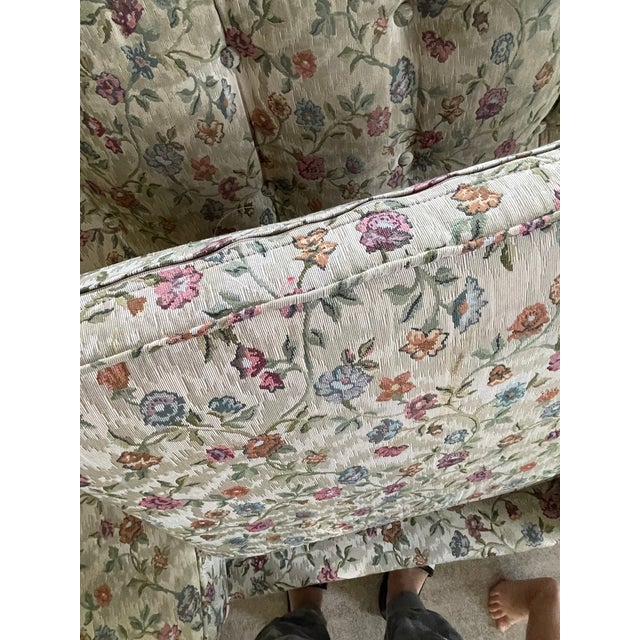 Vintage Traditional Floral Sofa With Exposed Wood Frame – Reupholstered For Sale In New York - Image 6 of 12