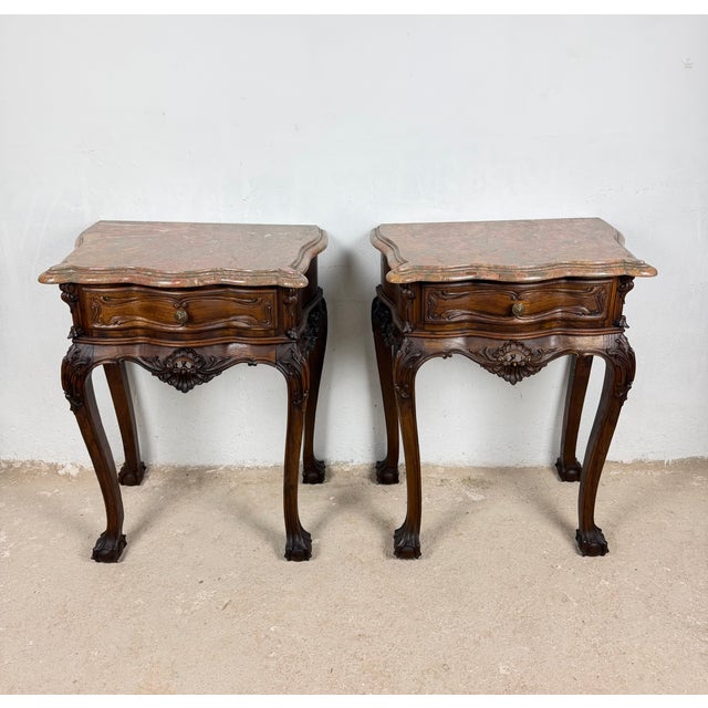 French Louis XV Style Nightstands with Marble Tops, 1940s, Set of 2 For Sale - Image 3 of 16