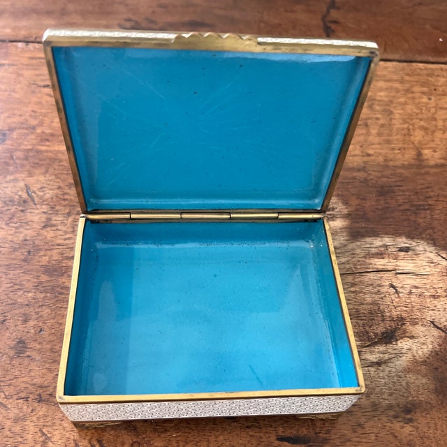 Mid 20th Century Vintage Chinese Cloisinne White Box For Sale - Image 5 of 6