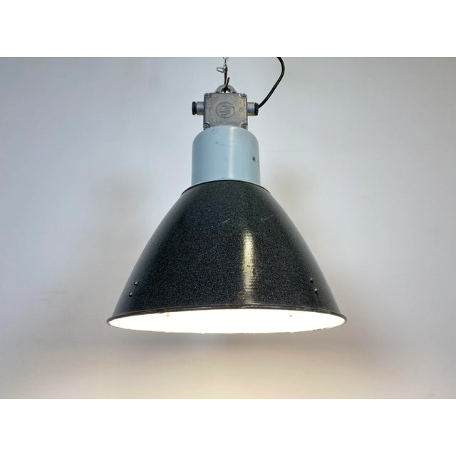 Industrial Gray Enamel Factory Lamp from Elektrosvit, 1960s For Sale - Image 9 of 12