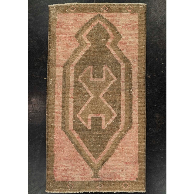 Pink Turkish Mini Rug Oriental Hand Knotted Vintage Rug 1'8" x 3'2" #21169 For Sale - Image 8 of 8
