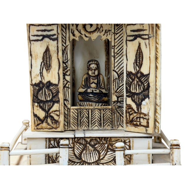 Vintage Oriental Pagoda Shrine Buddha Collectible Display Art Figure For Sale - Image 11 of 16