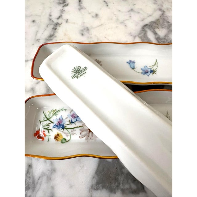 French Set of 3, Mid 20th Century Limoges France Handpainted Porcelain Trinket or Jewelry Tray For Sale - Image 3 of 4