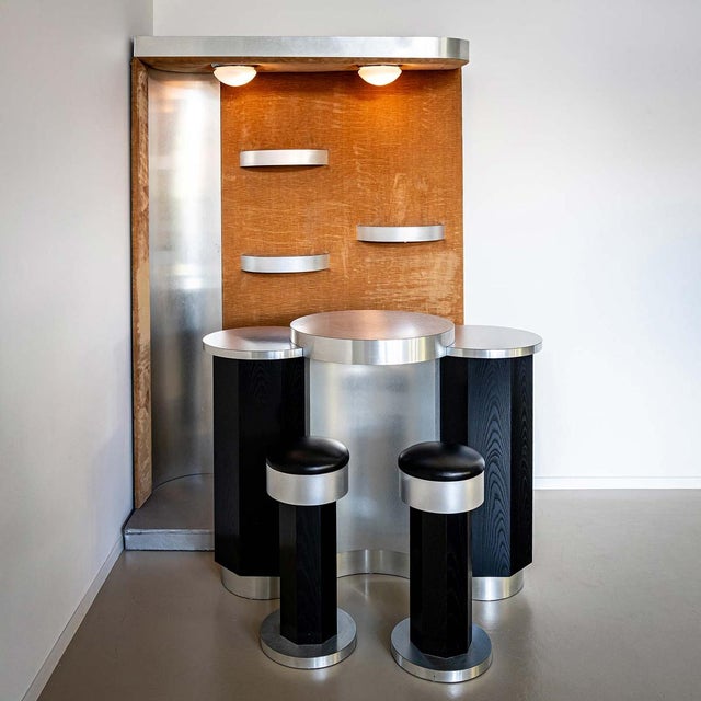 Mid-Century Modern Large Brushed Aluminium Bar with Stools, Set of 3 For Sale - Image 3 of 14