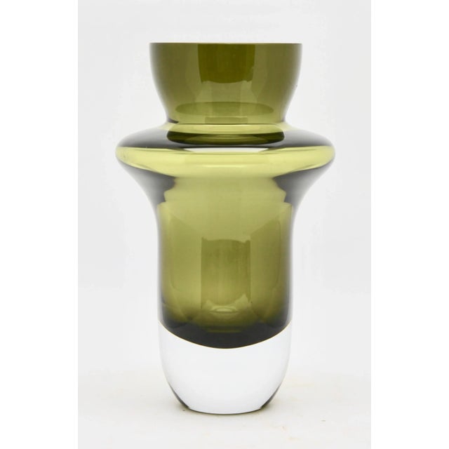 Rumba Vase in Sage Green Crystal from Marquis by Waterford, Ireland For Sale - Image 6 of 11