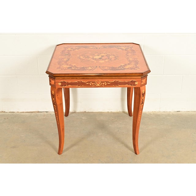 French Italian Louis XVI Kingwood Inlaid Marquetry Flip Top Game Table For Sale - Image 3 of 16