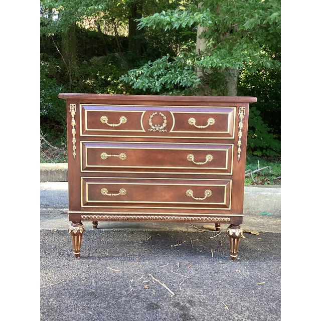 EJ Victor Late 20th Century EJ Victor Newport Historic Collection Neoclassical Three-Drawer Commode For Sale - Image 4 of 7