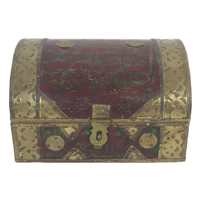 Vintage Humpback Dome Top Wood and Brass Box, Brass Trim, Lidded, Hinged Lid Box, Brown Red Green Gold Trinket For Sale