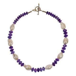 Ajd 17 Inch White Freshwater Pearl and Sparkling Amethyst Necklace For Sale