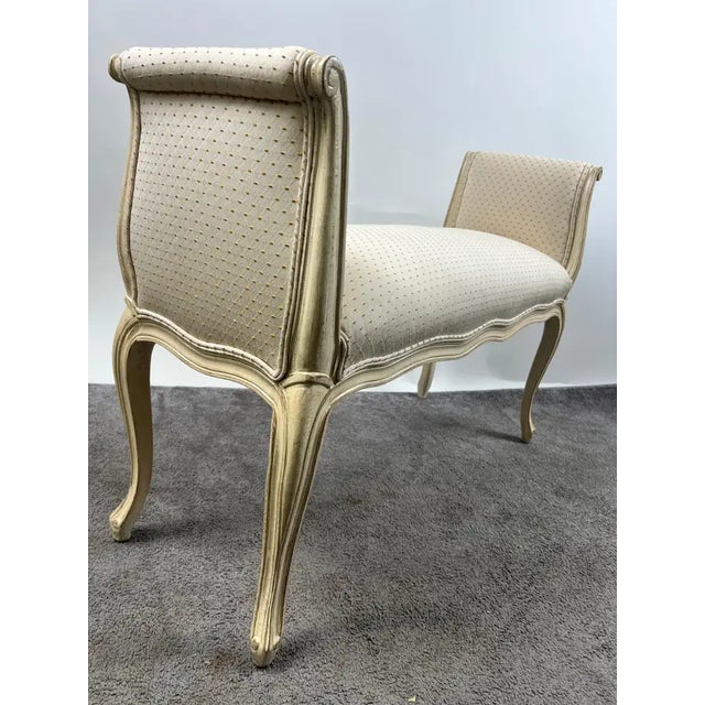 20th C French Louis XV Style Off-White & Beige Upholstered Bench or Window Seat For Sale - Image 4 of 11