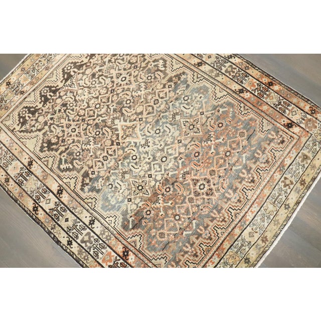 Square Small Antique Persian Malayer rug no.j4239 For Sale In New York - Image 6 of 7