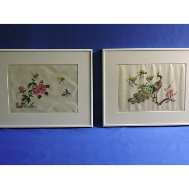 Chinese Vintage 1980's Jingdezhen Signed Chinese Hand Embroidered Silk Framed Art - Set of 2 For Sale - Image 3 of 12