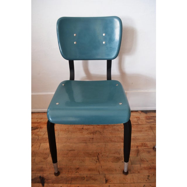 Metal 1970s Vintage Fiberglass Desk Chairs/ American Desk Manufacturing/ Industrial Seating - Set of 2 For Sale - Image 7 of 12