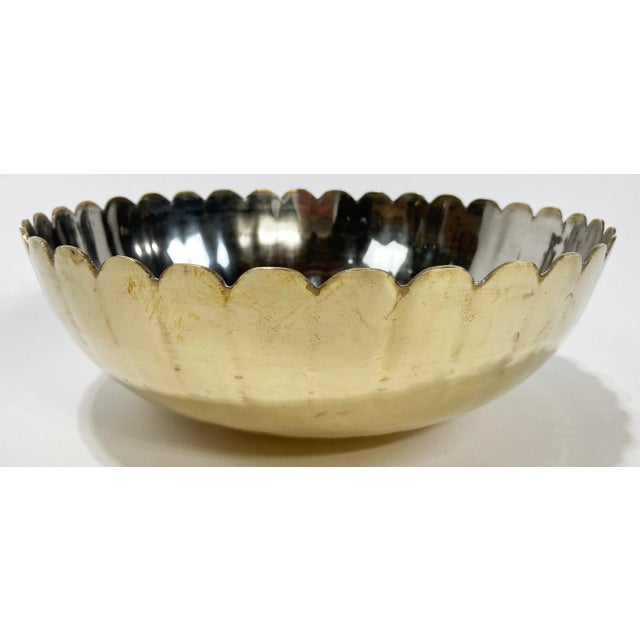 Hollywood Regency Vintage Large Scalloped Brass Bowl W/ Silver Interior For Sale - Image 3 of 6